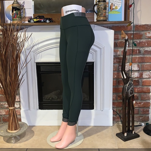 🌿Lululemon Find Focus Tight 7/8 Rare - Picture 5 of 6